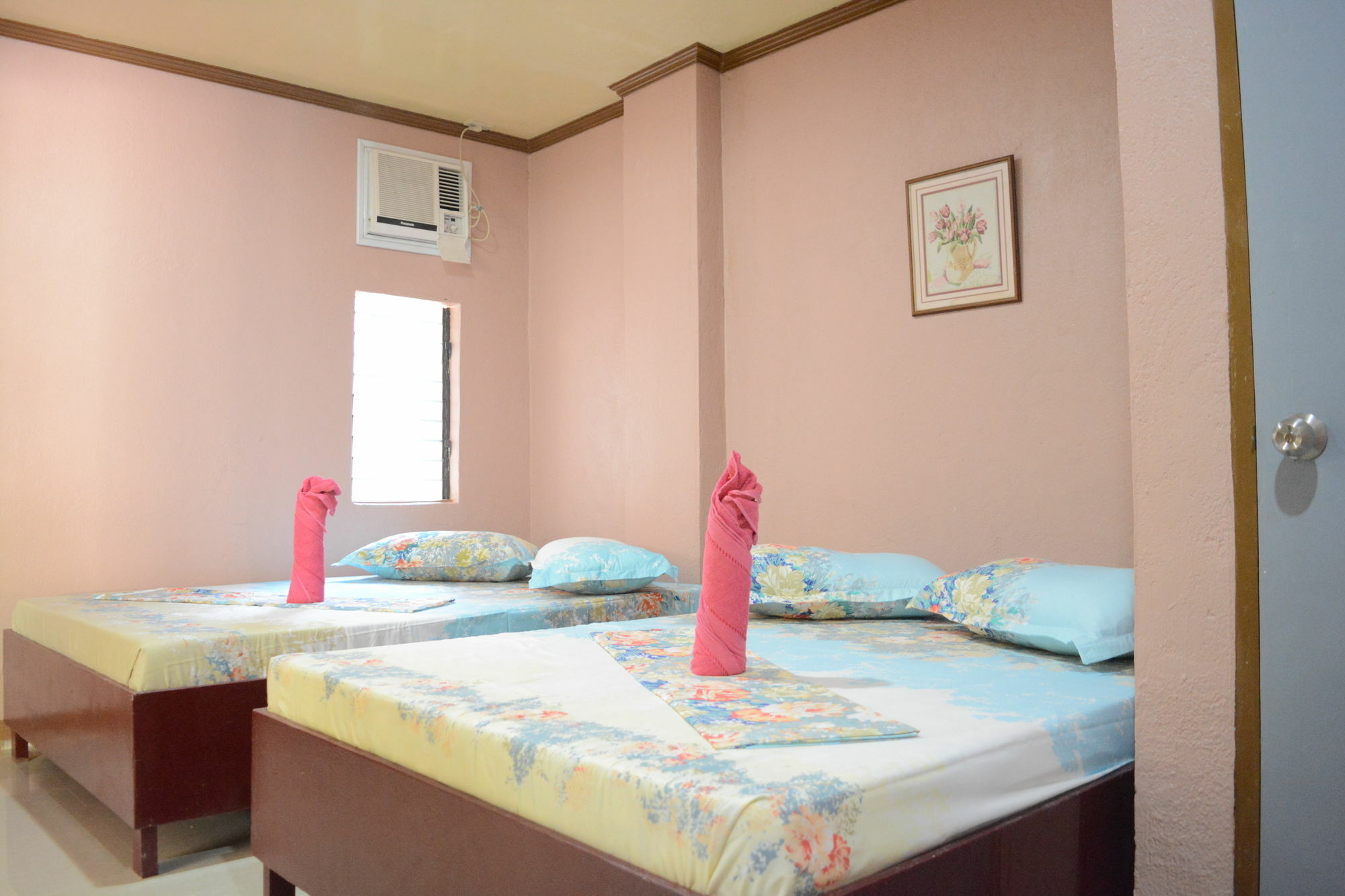 Oyo 712 Island Hop Nido Hostel El Nido Bagian luar foto
