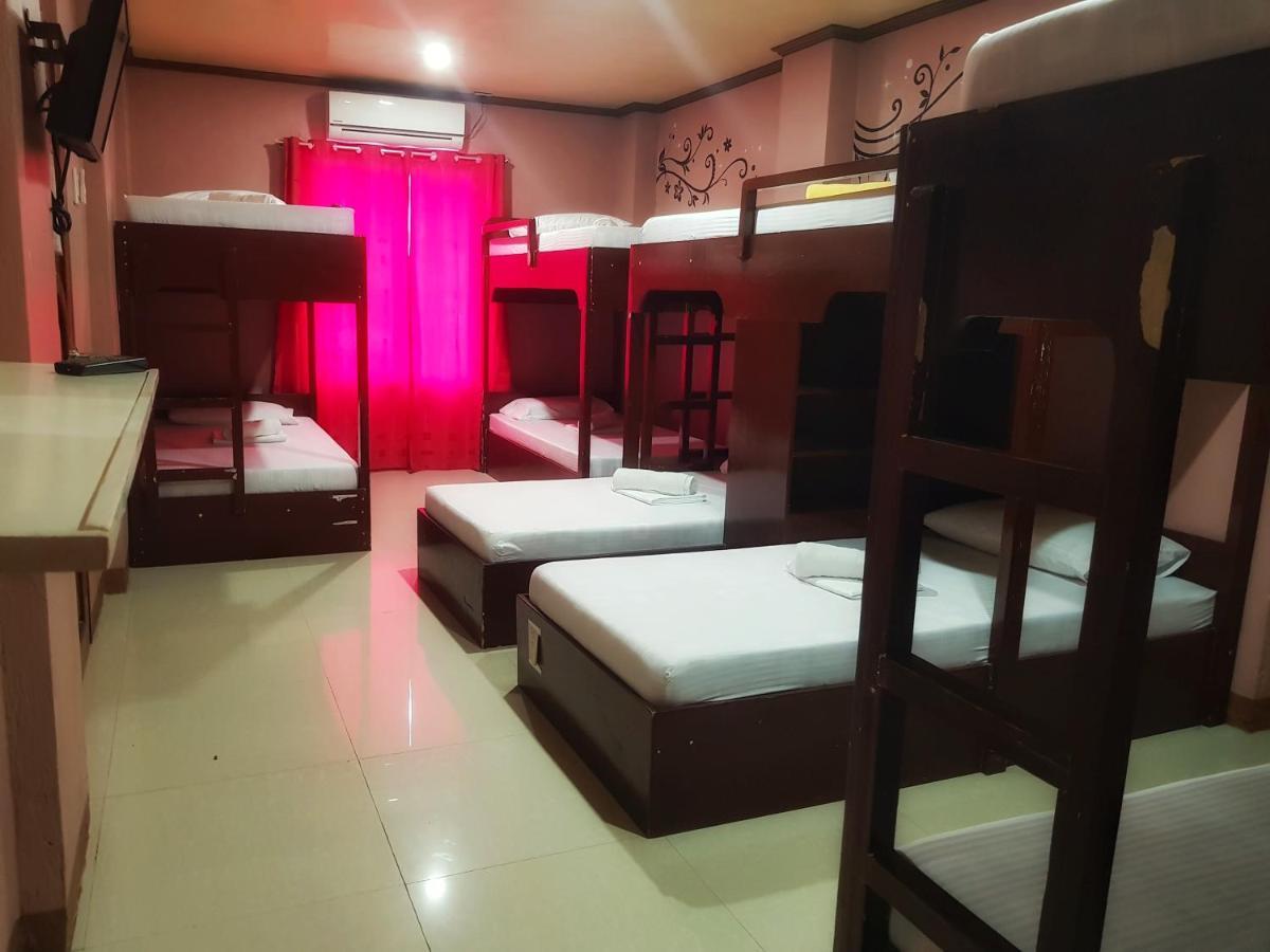 Oyo 712 Island Hop Nido Hostel El Nido Bagian luar foto