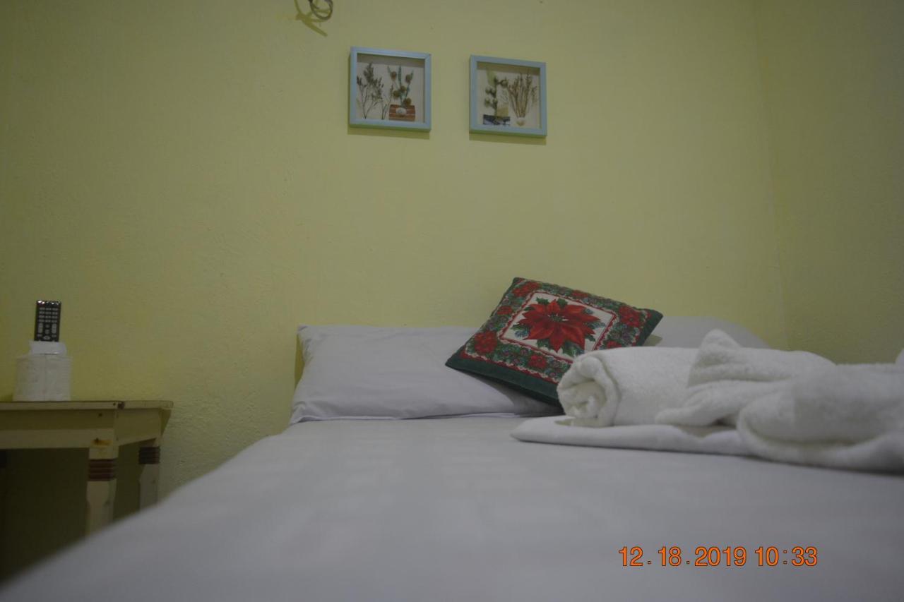 Oyo 712 Island Hop Nido Hostel El Nido Bagian luar foto